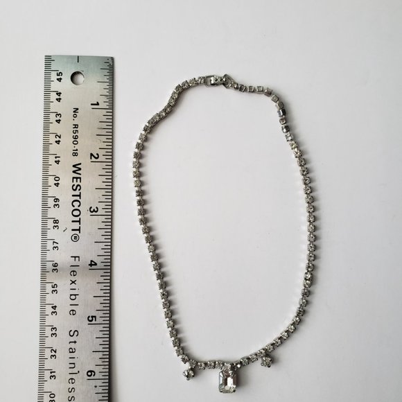 VTG Crystal Dangle Choker Style Necklace - Picture 6 of 6